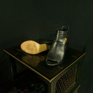 Vince Camuto Endra heel